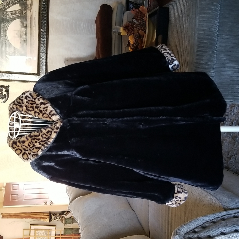 Casual Time reversible faux fur rain coat